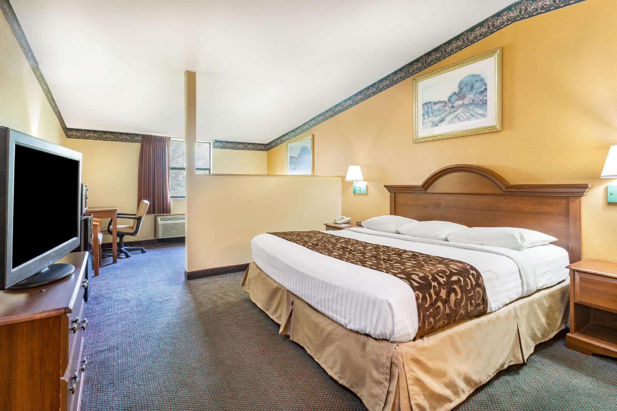 Howard Johnson By Wyndham Lake City Exteriér fotografie